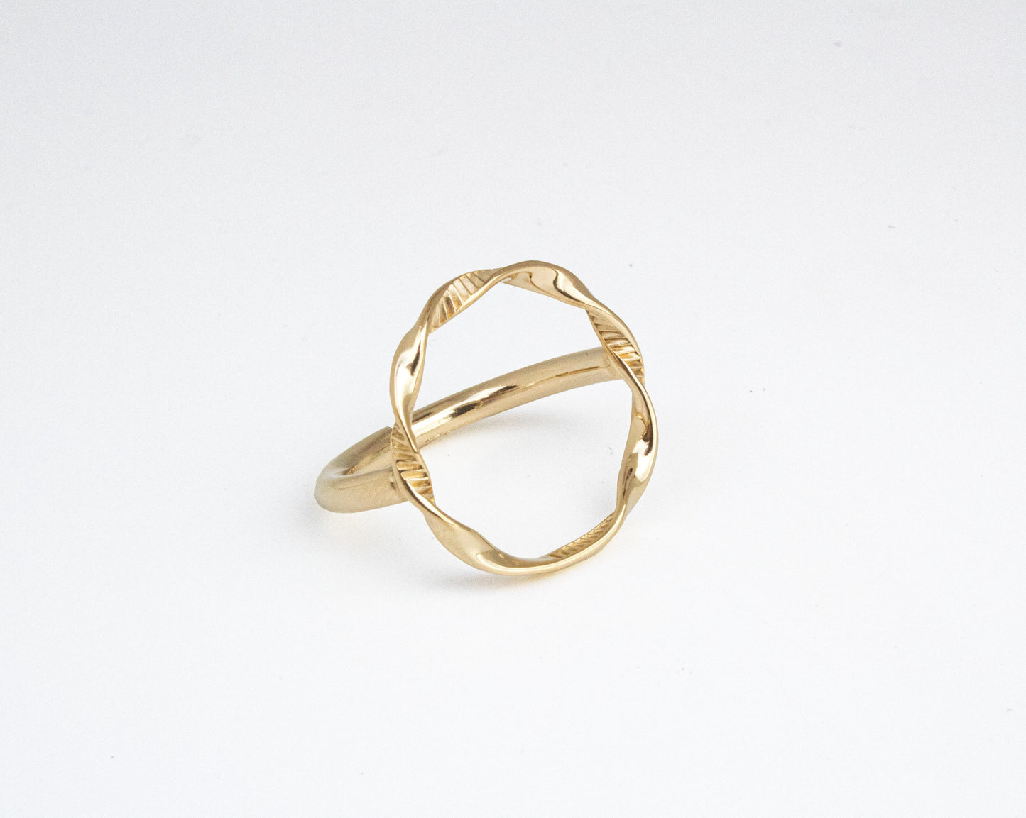 Bague dorée Wavy #04